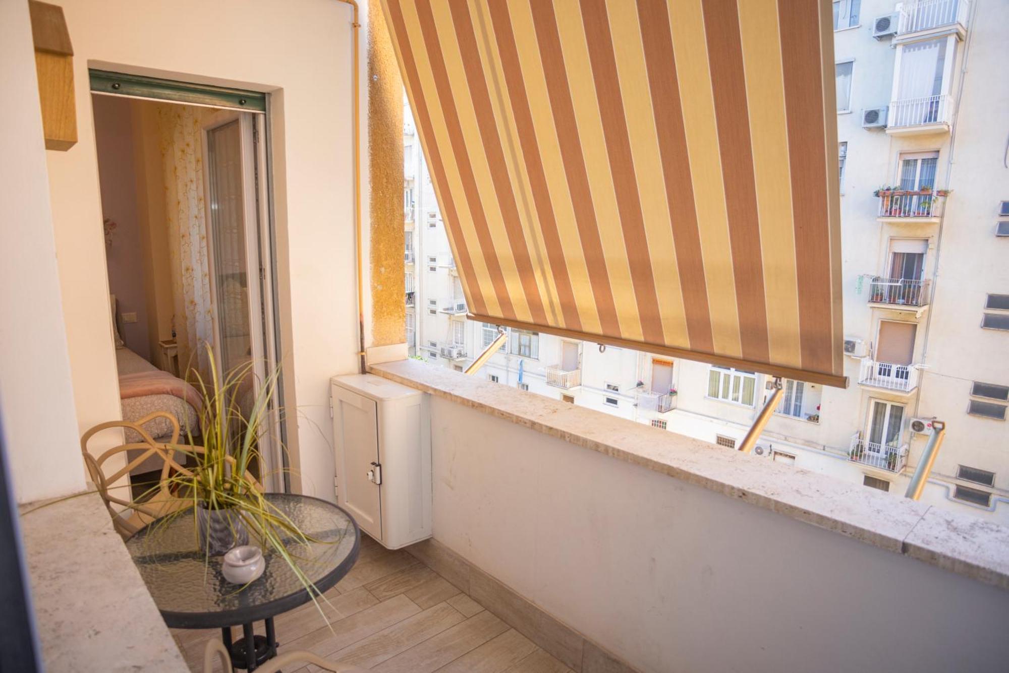 Appartement B9 *